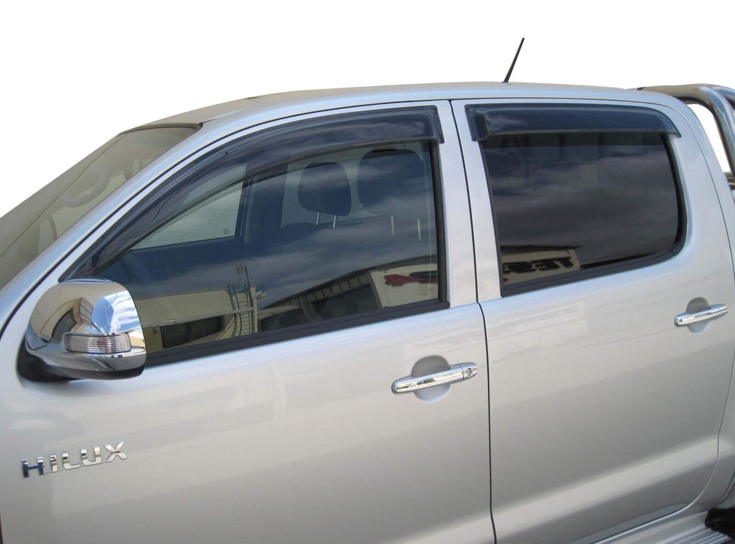 Wind Rain Deflectors LH & RH (4 pcs) For TOYOTA HILUX 2008-2018