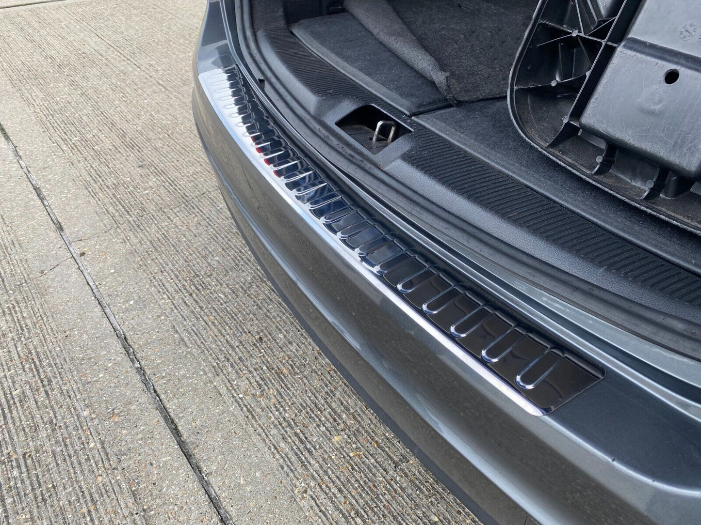Chrome Rear Bumper Protector For VW SHARAN II & SEAT ALHAMBRA 2010-2023